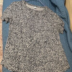 Leopard Print Women's Top Sz L by Old Navy Luxe